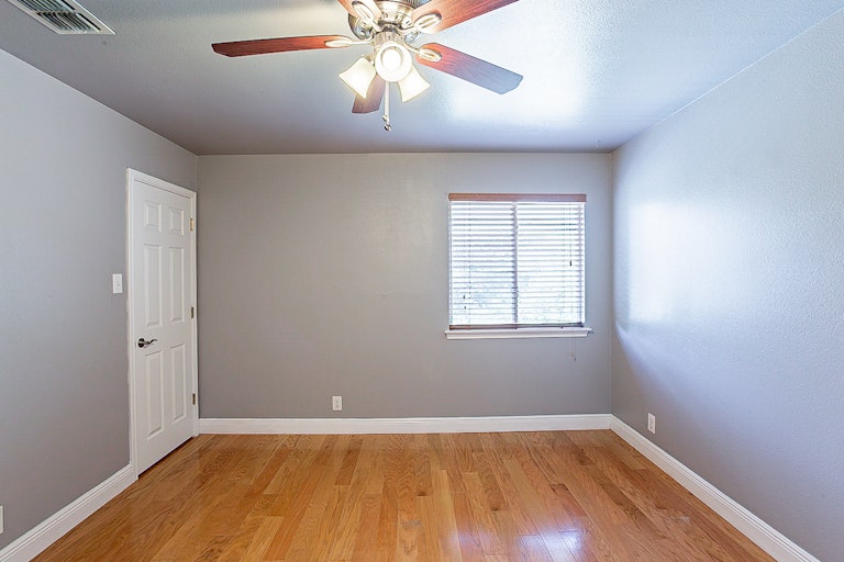 Photo 19 of 21 - 7810 Bur Oak Way, San Antonio, TX 78223