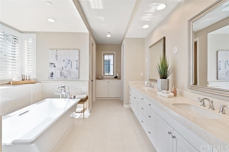 Photo 67 of 72 - 34 Shadybend, Irvine, CA 92602