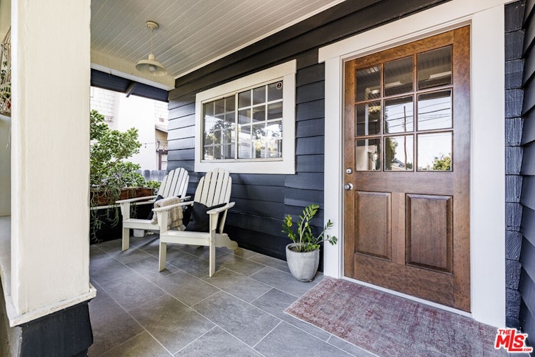 Photo 2 of 29 - 1104 Hope St, South Pasadena, CA 91030