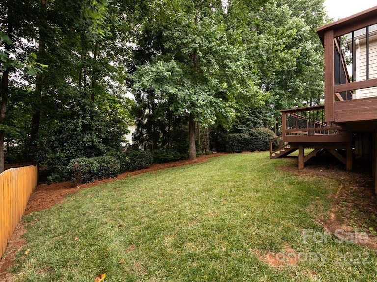 Photo 31 of 37 - 11929 Harmon Ln, Pineville, NC 28134