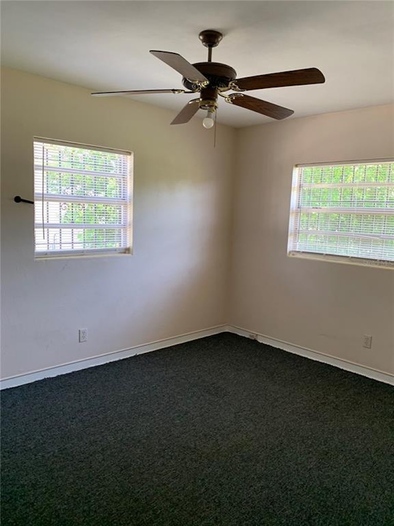 Photo 14 of 33 - 4107 Robbins Ave, Orlando, FL 32808