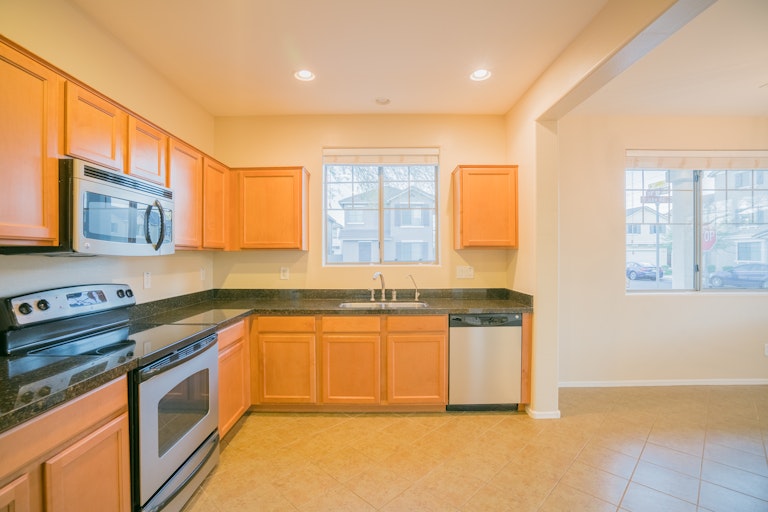 Photo 9 of 27 - 11478 W St John Rd, Surprise, AZ 85378