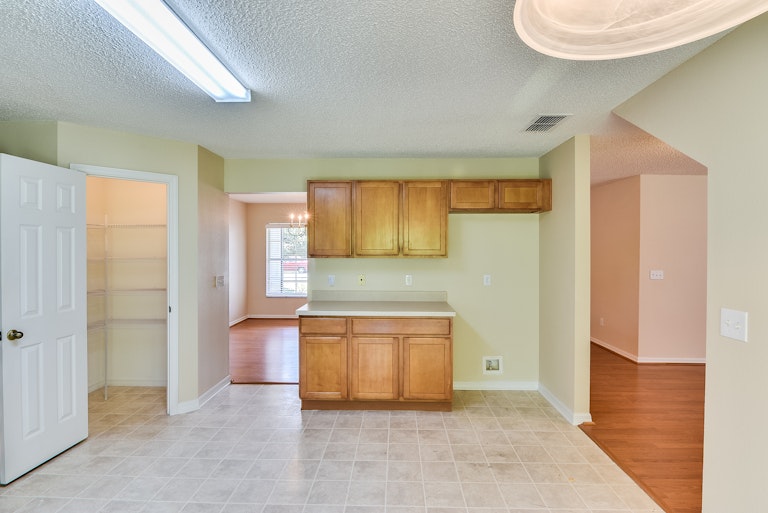 Photo 8 of 29 - 15169 Moultrie Pointe Rd, Orlando, FL 32828
