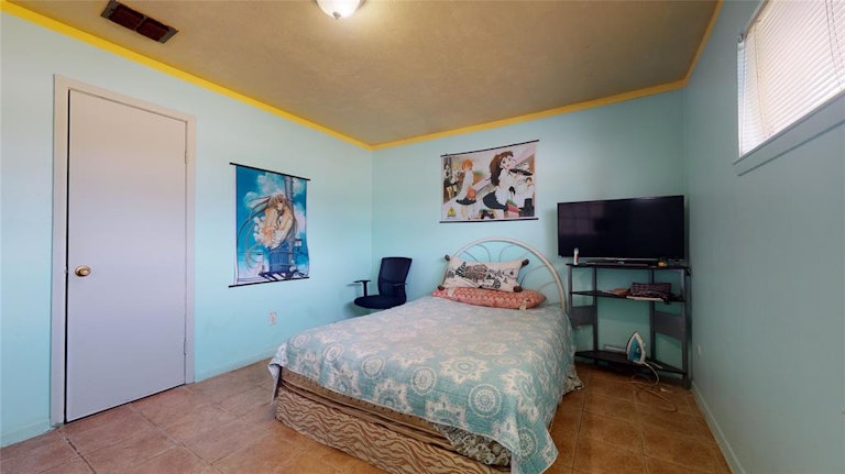 Photo 39 of 48 - 10811 Sagevale Ln, Houston, TX 77089
