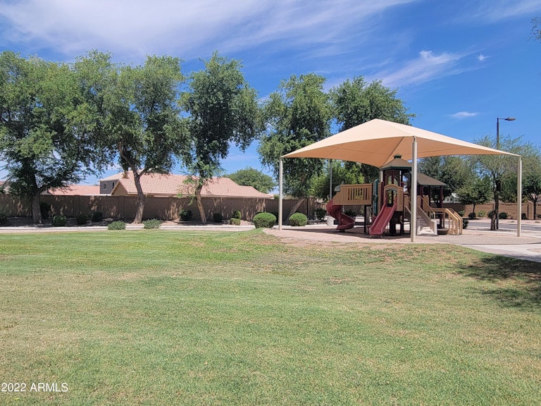 Photo 31 of 39 - 1955 E Lusitano Loop, San Tan Valley, AZ 85140