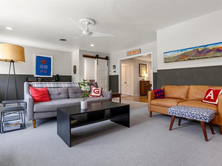 Photo 16 of 33 - 4028 Lovell Ave, Fort Worth, TX 76107