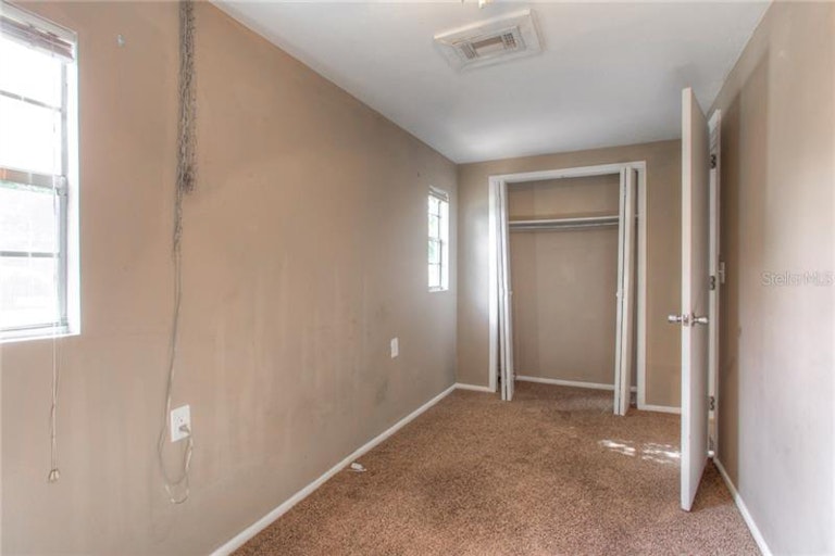 Photo 9 of 21 - 416 Garland Ave, Seffner, FL 33584