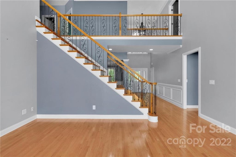 Photo 14 of 48 - 5418 Shoal Brook Ct, Charlotte, NC 28277