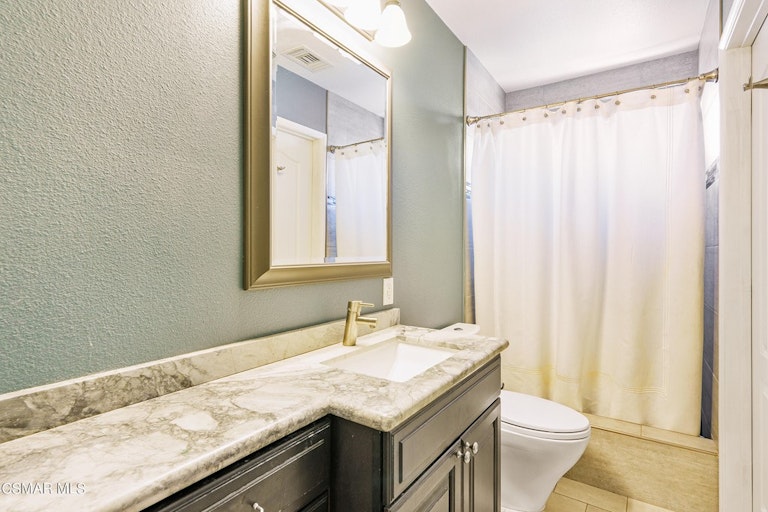 Photo 8 of 14 - 2431 Invar Ct, Simi Valley, CA 93065