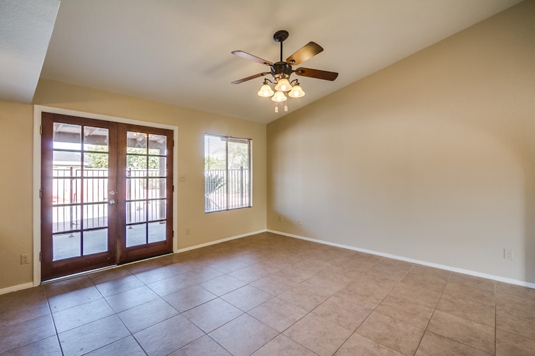Photo 3 of 36 - 3762 E Garnet Ave, Mesa, AZ 85206