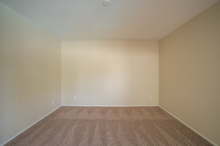 Photo 10 of 26 - 10612 N 47th Dr, Glendale, AZ 85304