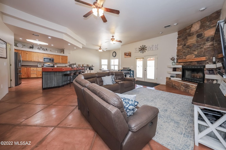 Photo 5 of 33 - 2840 E Darlene Dr, Vail, AZ 85641