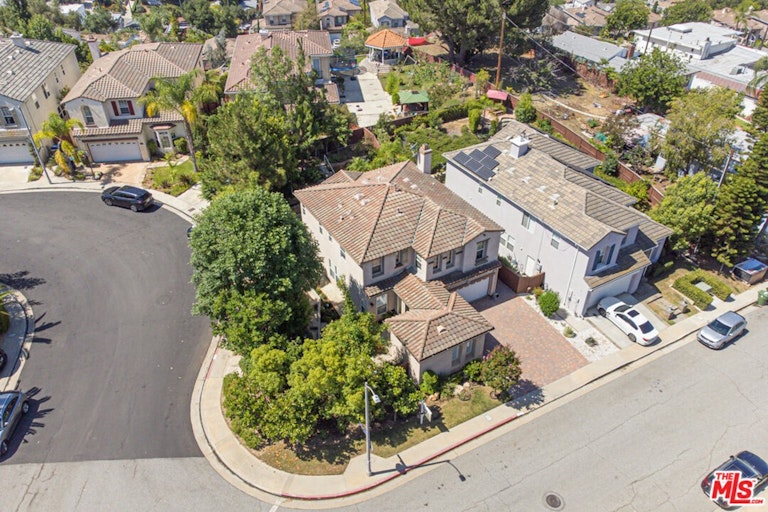 Photo 43 of 48 - 686 Milford St, Los Angeles, CA 90042