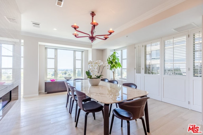 Photo 19 of 26 - 10580 Wilshire Blvd #7SW, Los Angeles, CA 90024