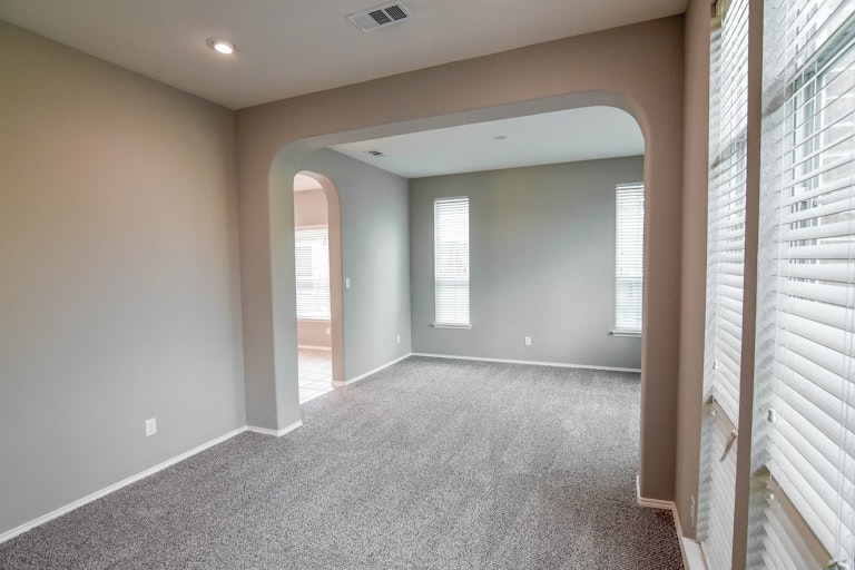 Photo 9 of 51 - 12415 Grayhawk Blvd, Frisco, TX 75034