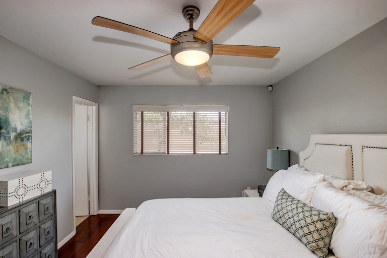 Photo 13 of 25 - 8730 E Hubbell St, Scottsdale, AZ 85257