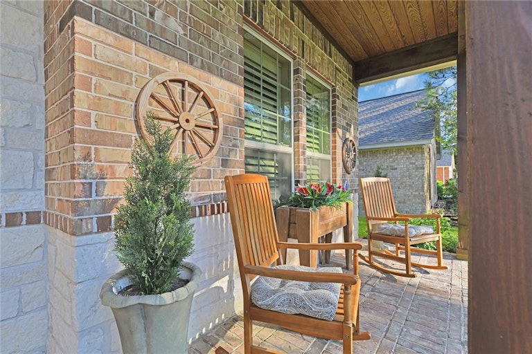 Photo 37 of 38 - 8702 Malardcrest Dr, Humble, TX 77346