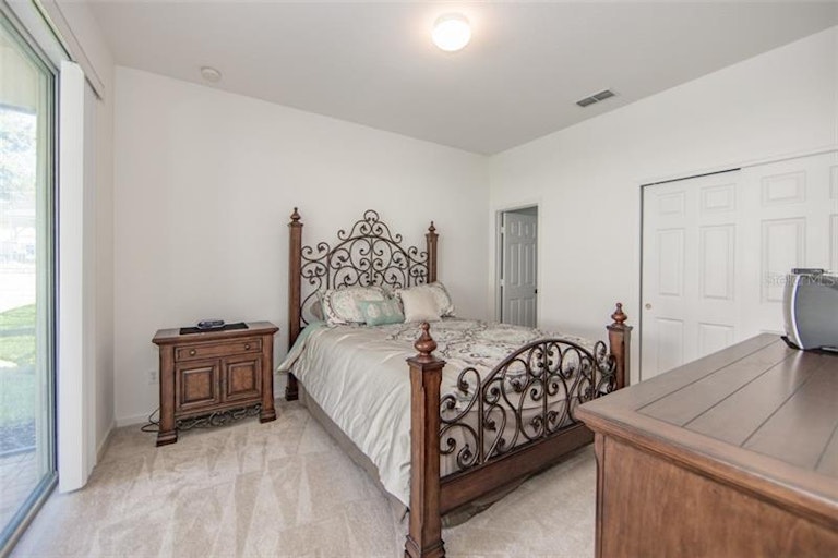 Photo 5 of 25 - 2650 Daulby St, Kissimmee, FL 34747
