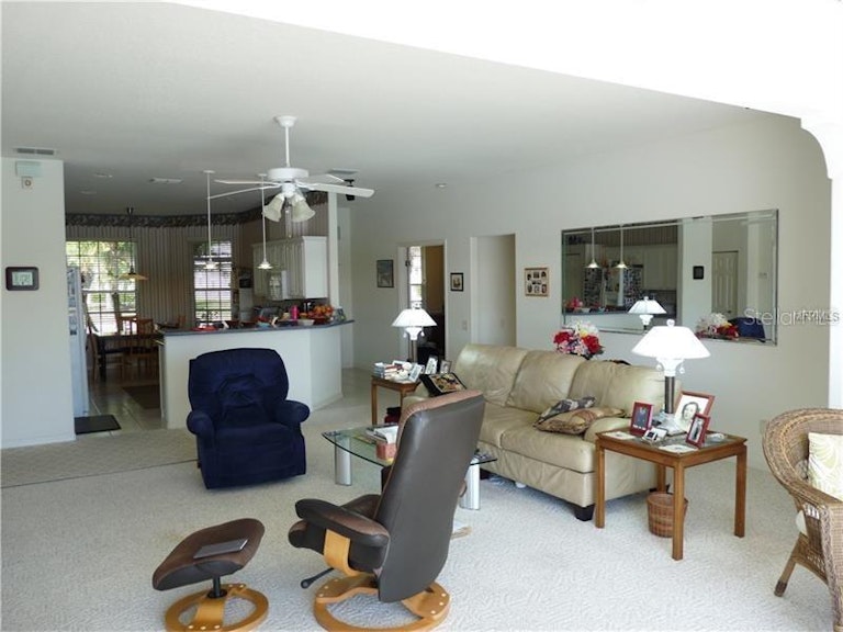 Photo 7 of 19 - 3320 Songbird Ln, Lakeland, FL 33811