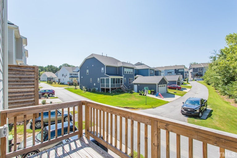 Photo 31 of 33 - 2937 Great Lawn Rd, Apex, NC 27502