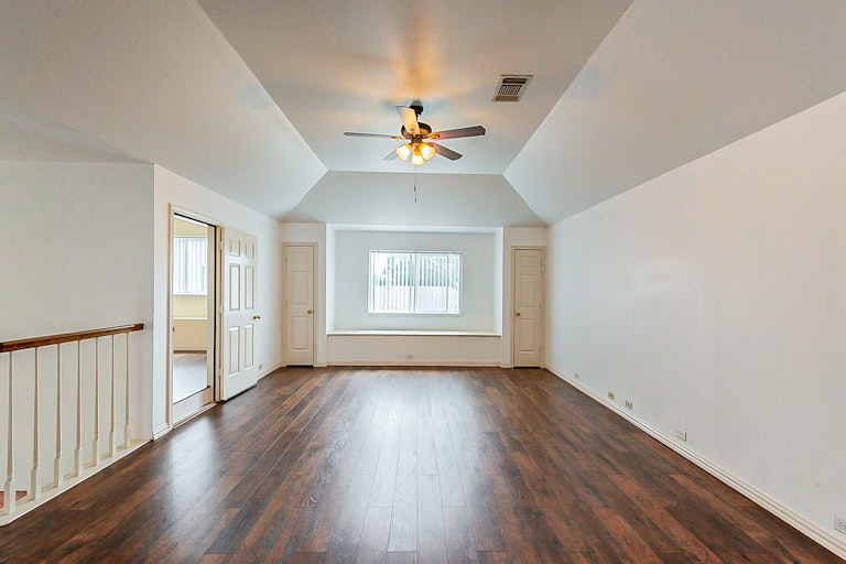 Photo 18 of 28 - 1112 Timbercreek Dr, Allen, TX 75002