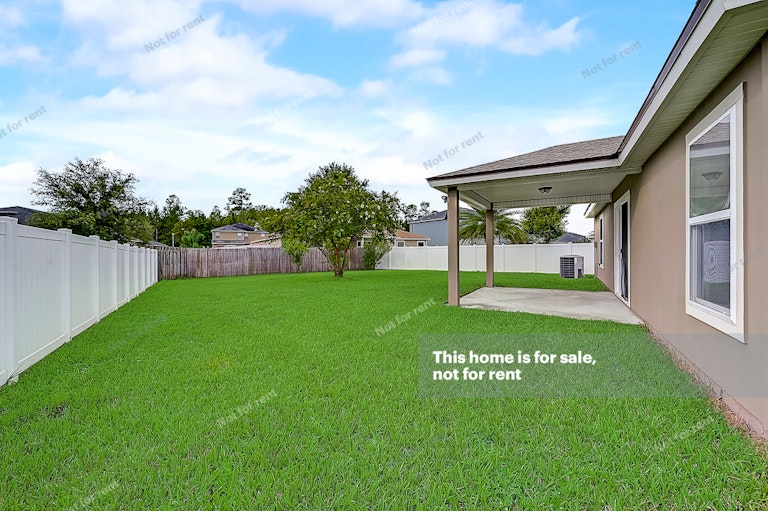 Photo 5 of 33 - 6012 Chestnut Gelding Ln, Jacksonville, FL 32234