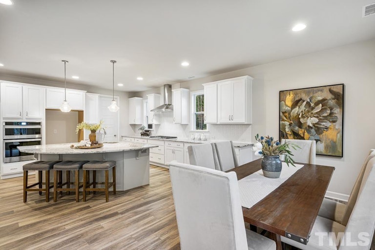 Photo 6 of 30 - 3405 S Pointe Dr #93, Apex, NC 27539
