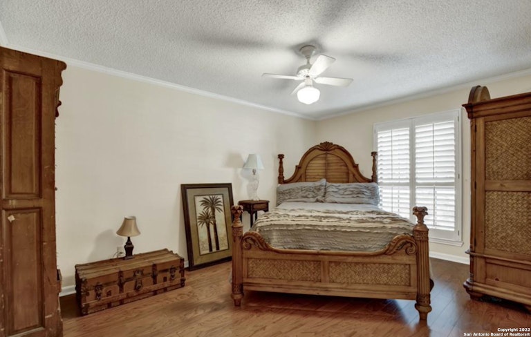 Photo 18 of 48 - 1820 Cypress Rapids Dr, New Braunfels, TX 78130
