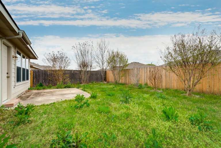 Photo 25 of 27 - 1018 Halifax Ln, Forney, TX 75126