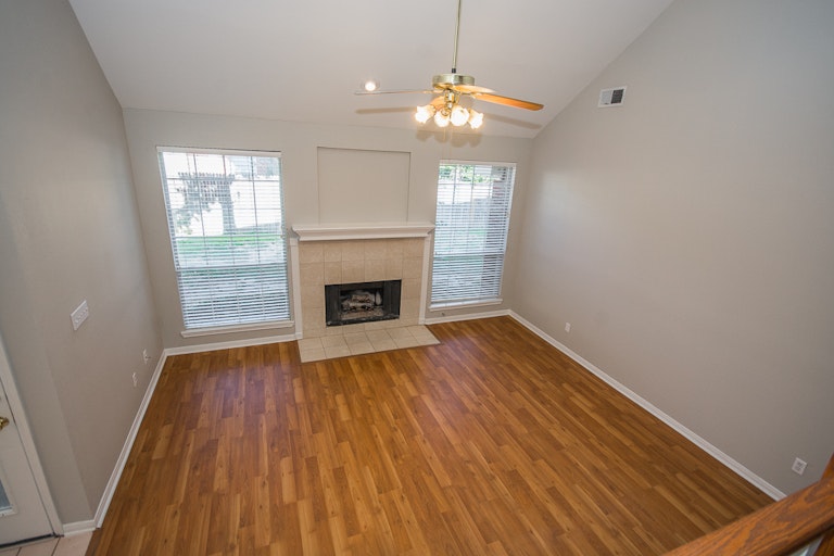 Photo 26 of 44 - 2712 Summerwood Ct, McKinney, TX 75072