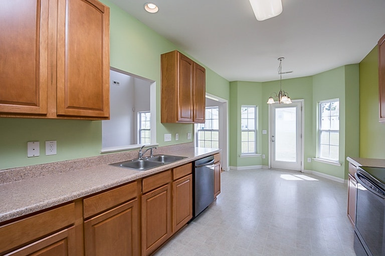 Photo 9 of 22 - 1110 Sweet Gale Dr, Durham, NC 27704