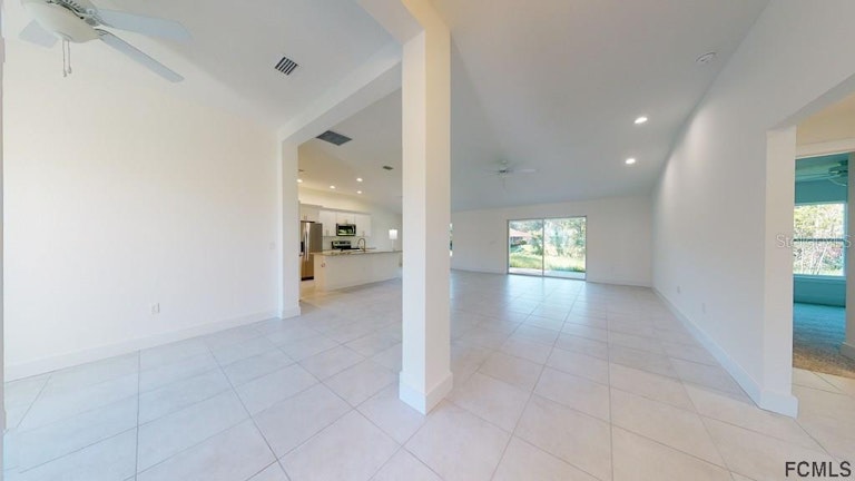 Photo 3 of 35 - 12 Pittman Dr, Palm Coast, FL 32164