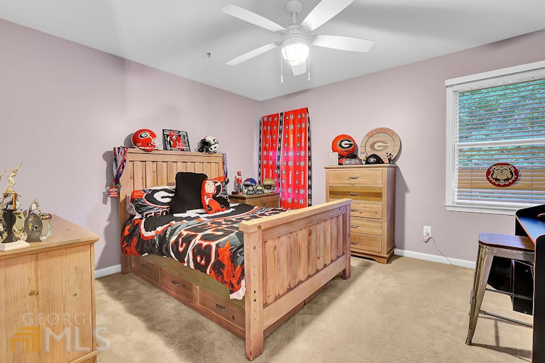 Photo 22 of 35 - 716 Braidwood Rdg NW, Acworth, GA 30101