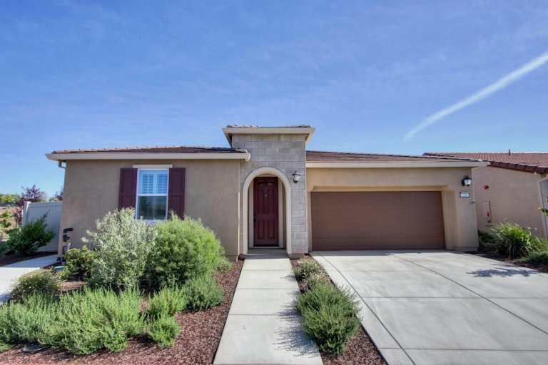 Photo 2 of 45 - 236 Caprice Ct, El Dorado Hills, CA 95762