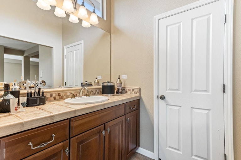 Photo 40 of 87 - 18065 Mallard St, Woodland, CA 95695