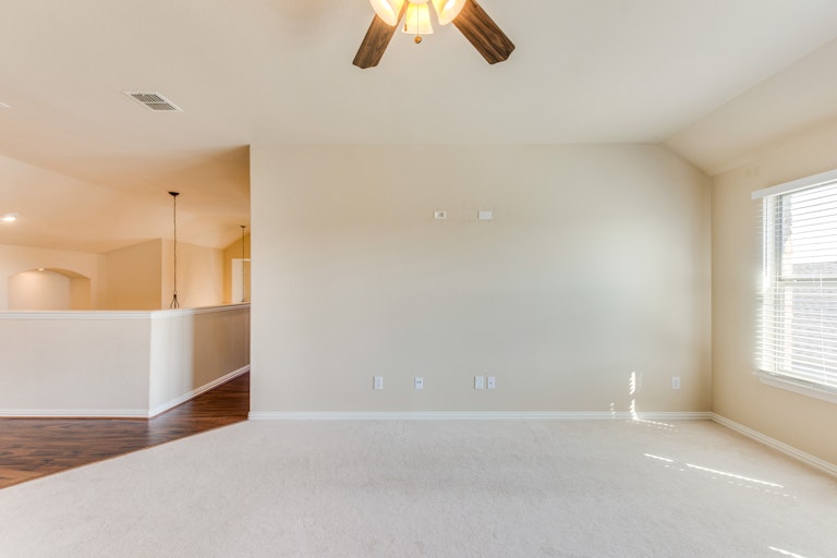 Photo 26 of 38 - 1716 Lake Wood Trl, Little Elm, TX 75068