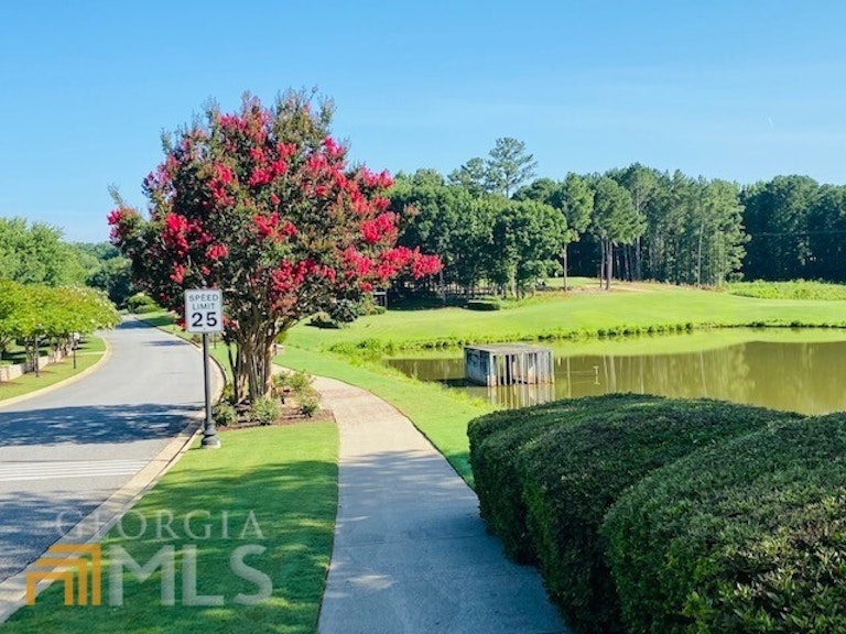 Photo 29 of 34 - 1015 York Cv, Alpharetta, GA 30004