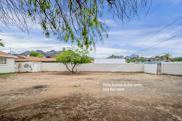 Photo 30 of 30 - 1127 E Butler Dr, Phoenix, AZ 85020