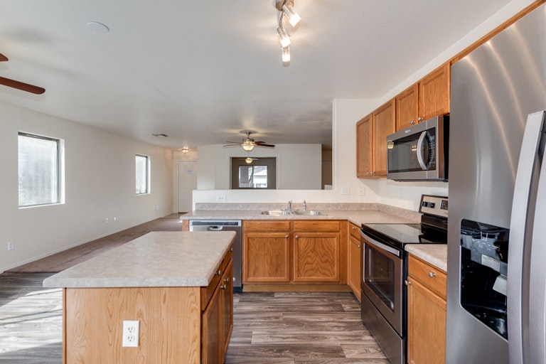 Photo 3 of 26 - 957 E Dust Devil Dr, San Tan Valley, AZ 85143
