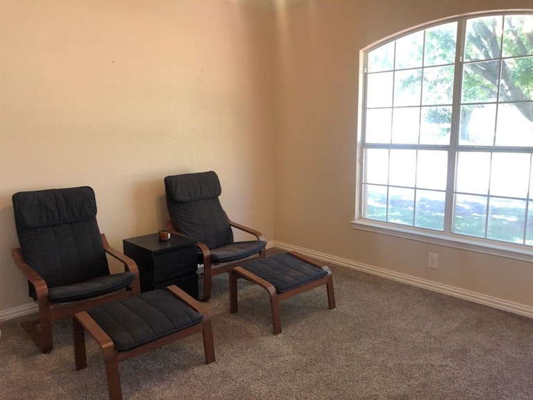 Photo 11 of 30 - 7513 Silverthorn Dr, Rowlett, TX 75089