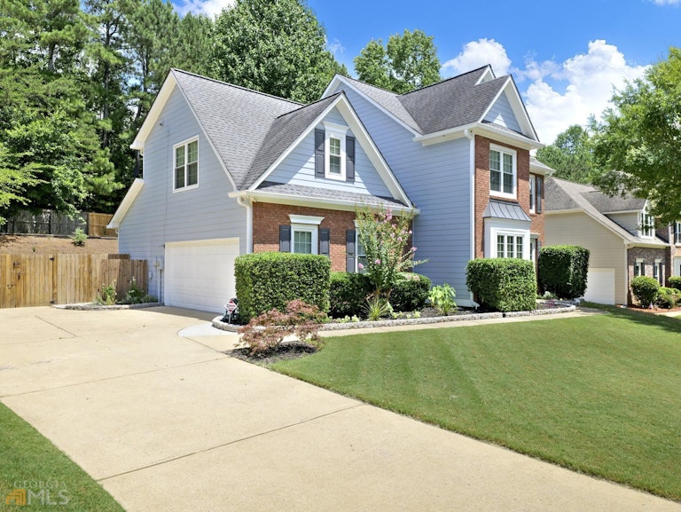Photo 32 of 37 - 3235 Goldmist Dr, Buford, GA 30519