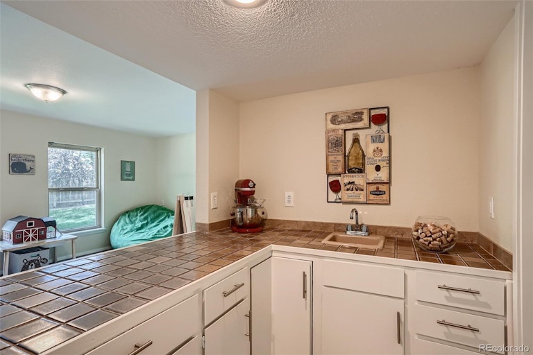 Photo 19 of 26 - 8020 Flower Ct, Arvada, CO 80005
