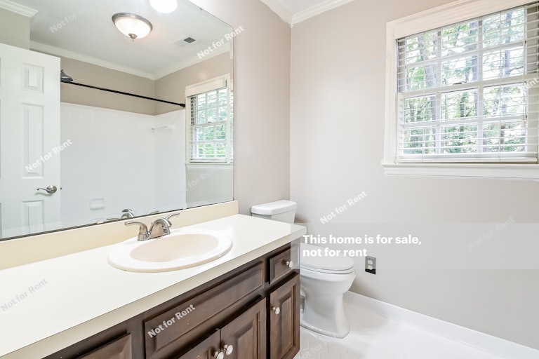 Photo 23 of 26 - 4908 Ten Ten Rd, Apex, NC 27539