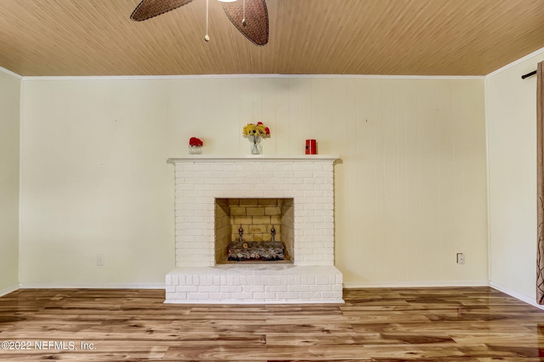 Photo 19 of 48 - 4070 Conga St, Jacksonville, FL 32217