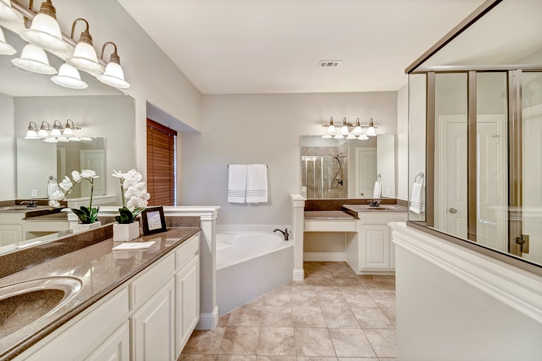 Photo 21 of 43 - 2740 Cape Pearl Dr, Grand Prairie, TX 75054