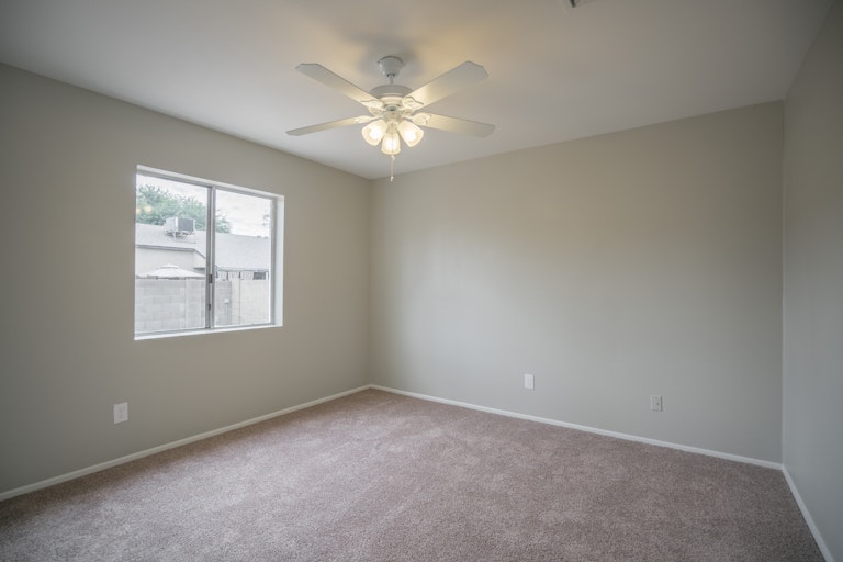 Photo 17 of 25 - 9207 W Cameron Dr, Peoria, AZ 85345