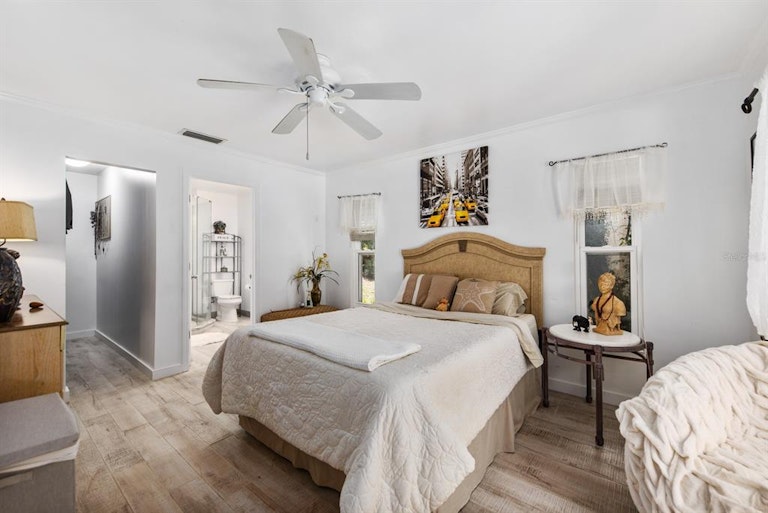 Photo 16 of 27 - 4344 Nelson Ave, Sarasota, FL 34231