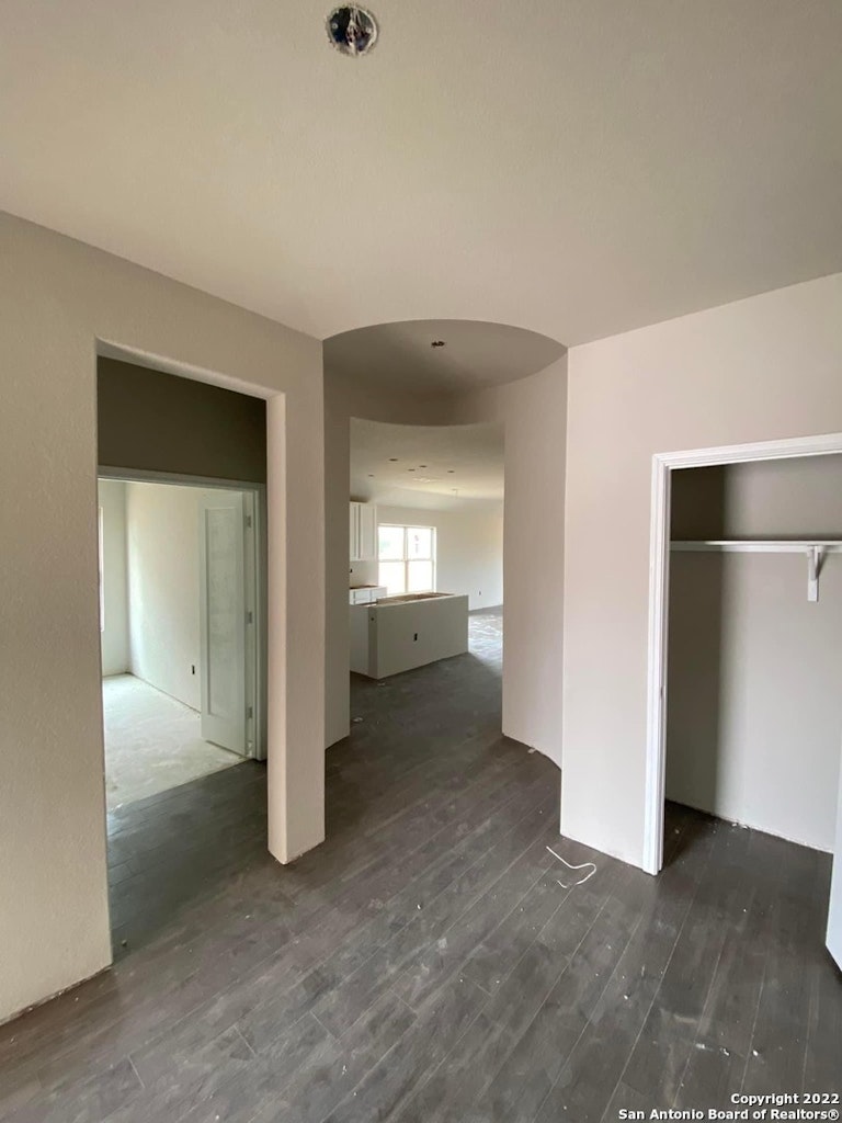 Photo 4 of 8 - 7943 Navarro Mls, San Antonio, TX 78252