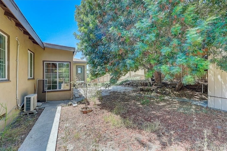 Photo 28 of 33 - 19731 Avenida Deleitante, Walnut, CA 91789