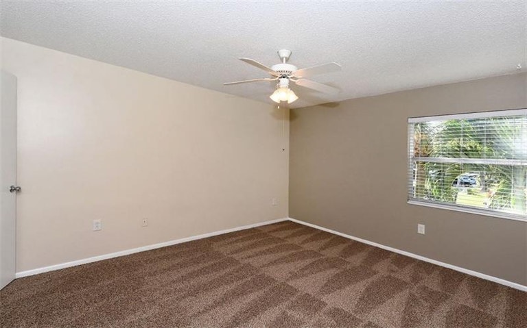 Photo 14 of 25 - 3209 Beneva Rd #202, Sarasota, FL 34232